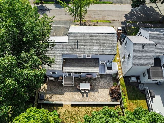 53 Sargent Rd, Swampscott, MA 01907