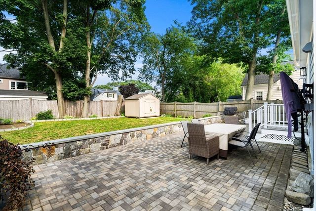 53 Sargent Rd, Swampscott, MA 01907