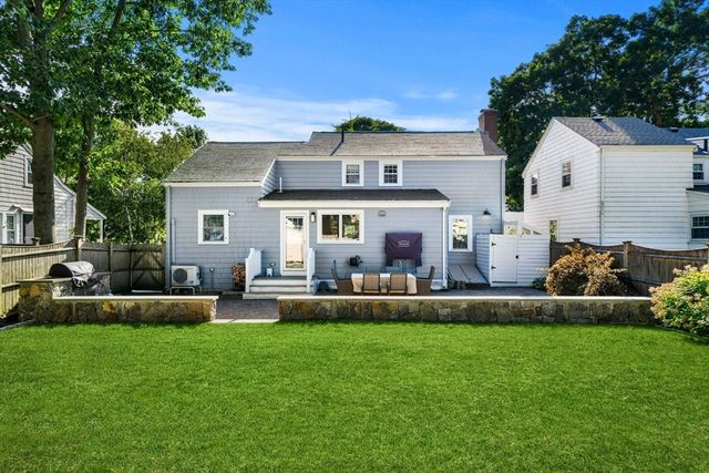 53 Sargent Rd, Swampscott, MA 01907
