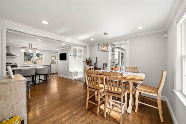 53 Sargent Rd, Swampscott, MA 01907