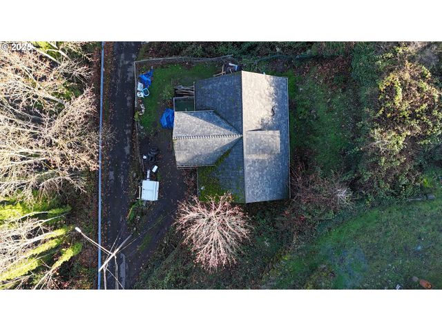 808 W A Loop, Rainier, OR 97048