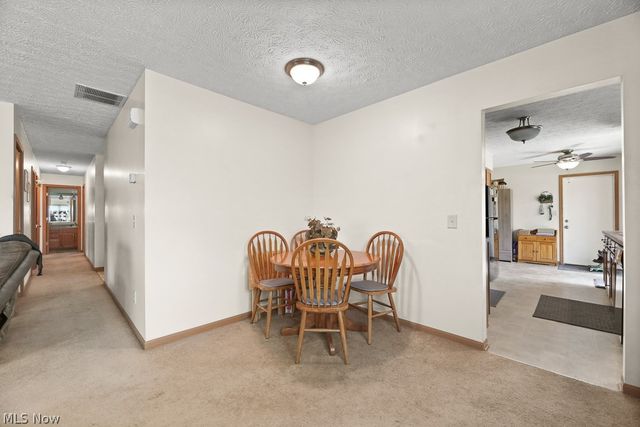 109 Monticello Circle, Elyria, OH 44035