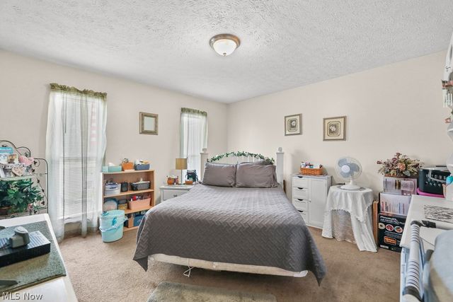 109 Monticello Circle, Elyria, OH 44035
