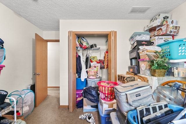109 Monticello Circle, Elyria, OH 44035