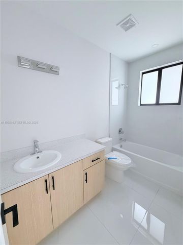 12330 SW 219th St, Miami, FL 33170