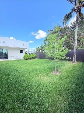 12330 SW 219th St, Miami, FL 33170