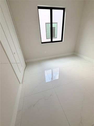 12330 SW 219th St, Miami, FL 33170