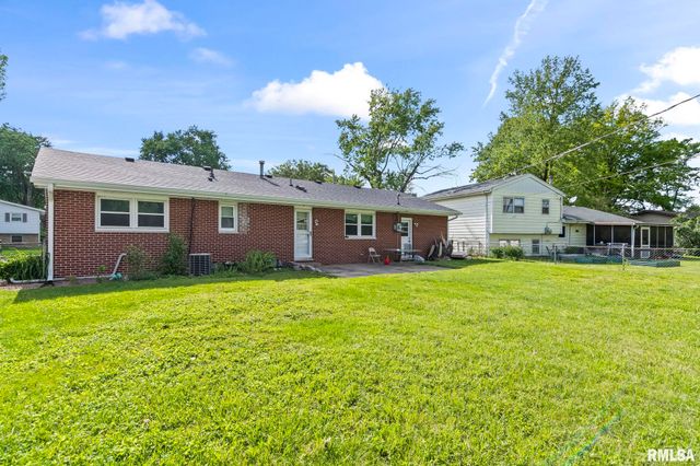 16 DELMAR Drive, Springfield, IL 62703