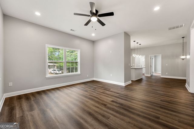 554 8th Street N, Griffin, GA 30223