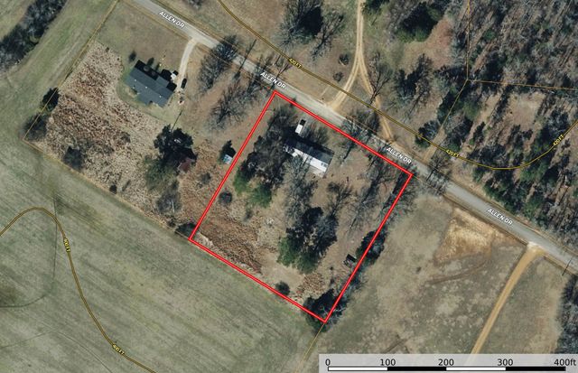 880 ALLEN DR, Saltillo, TN 38370