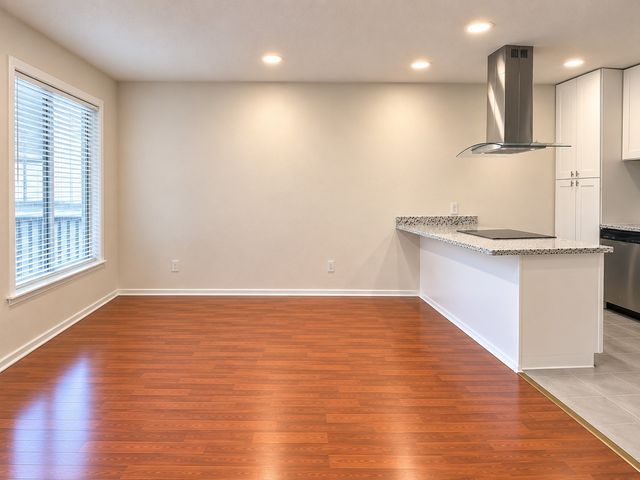 5923 Harvest Hill Road 2089, Dallas, TX 75230