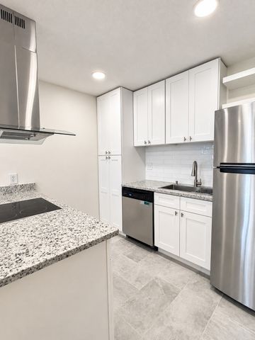 5923 Harvest Hill Road 2089, Dallas, TX 75230
