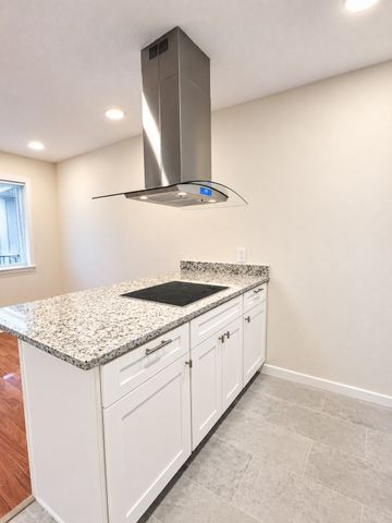 5923 Harvest Hill Road 2089, Dallas, TX 75230