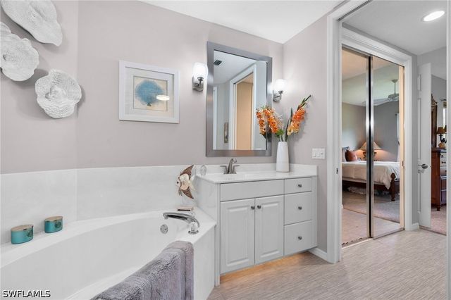 1896 Seville BLVD 1711, Naples, FL 34109