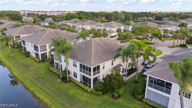 1896 Seville BLVD 1711, Naples, FL 34109