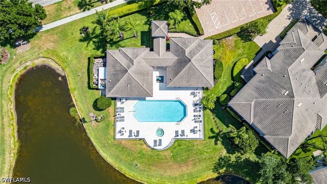 1896 Seville BLVD 1711, Naples, FL 34109