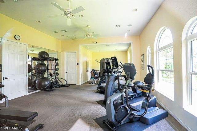 1896 Seville BLVD 1711, Naples, FL 34109