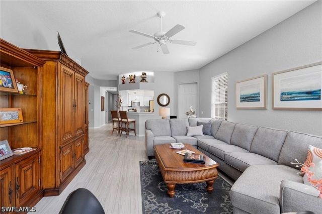 1896 Seville BLVD 1711, Naples, FL 34109