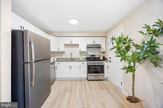 335 SOUTHEASTERN TER, Essex, MD 21221