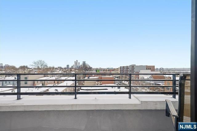 142 Charles Street 403, Jersey City, NJ 07307