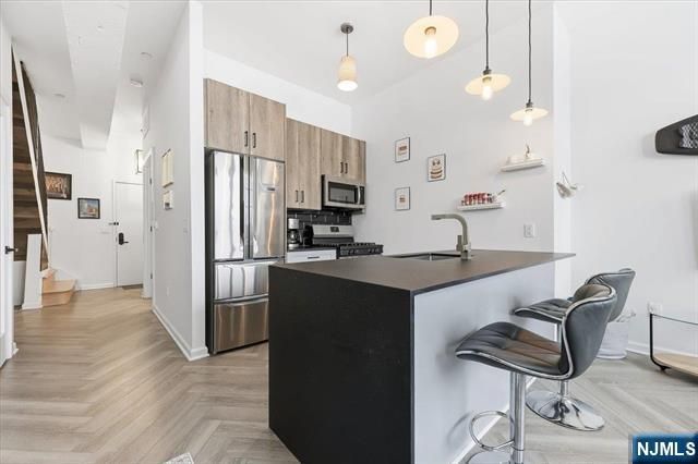 142 Charles Street 403, Jersey City, NJ 07307