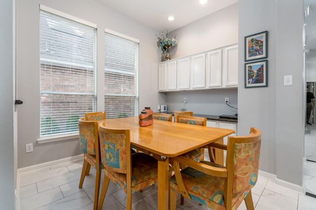 1211 Campton Court, Houston, TX 77055