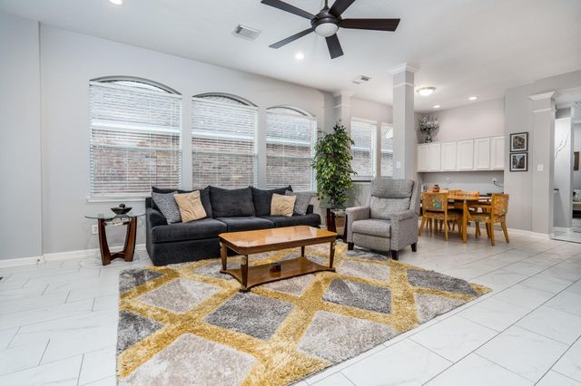 1211 Campton Court, Houston, TX 77055