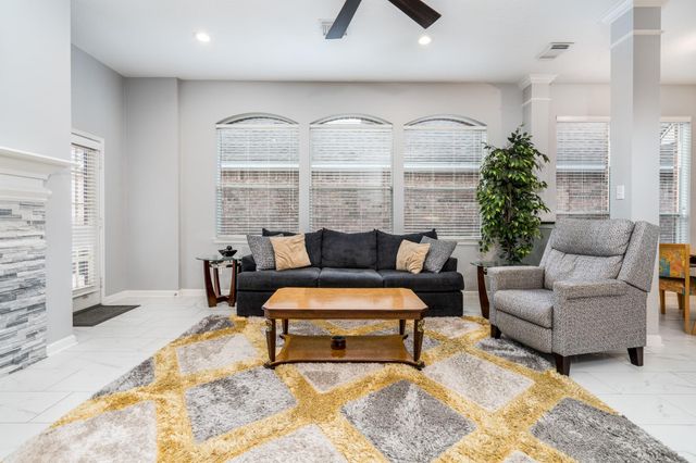 1211 Campton Court, Houston, TX 77055