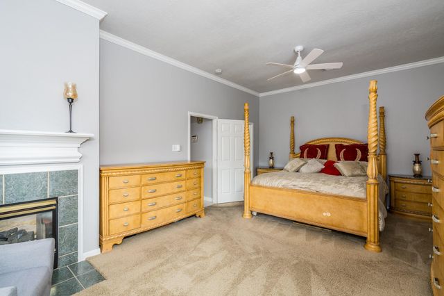 1211 Campton Court, Houston, TX 77055