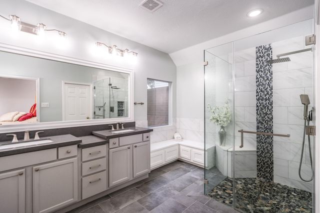 1211 Campton Court, Houston, TX 77055