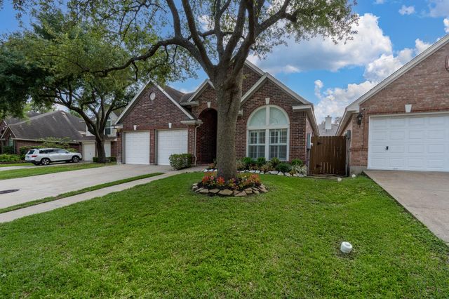 1211 Campton Court, Houston, TX 77055