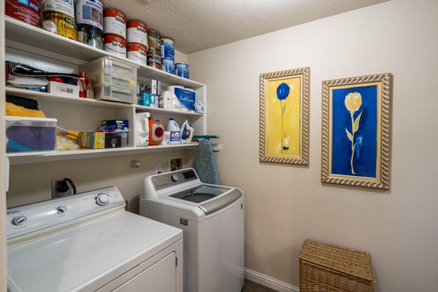 1211 Campton Court, Houston, TX 77055