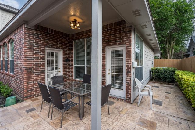 1211 Campton Court, Houston, TX 77055