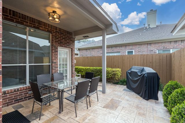 1211 Campton Court, Houston, TX 77055