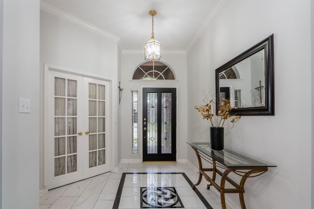 1211 Campton Court, Houston, TX 77055