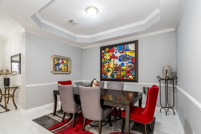 1211 Campton Court, Houston, TX 77055