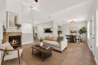 512 Eberhart LN 203, Austin, TX 78745