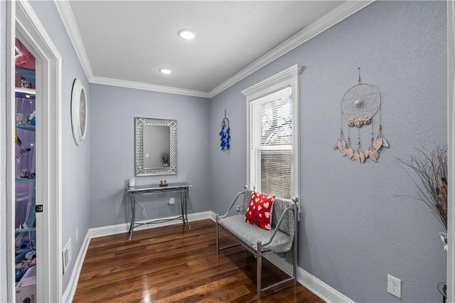 6004 Park Avenue, Kansas City, MO 64130