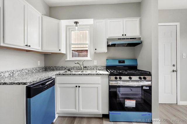 6160 S Madison Place 6160-D, Tulsa, OK 74136