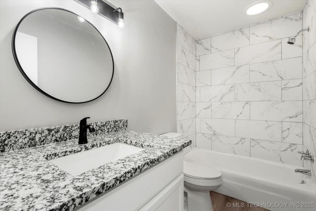 6160 S Madison Place 6160-D, Tulsa, OK 74136