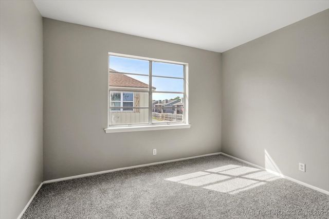 6160 S Madison Place 6160-D, Tulsa, OK 74136