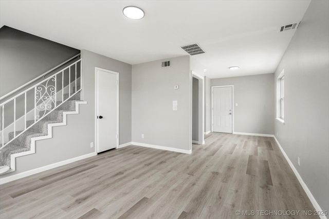 6160 S Madison Place 6160-D, Tulsa, OK 74136