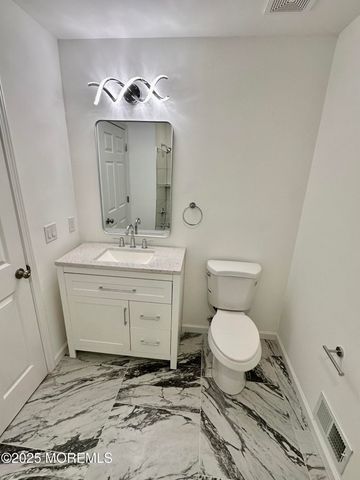 51 Picket Place, Freehold, NJ 07728