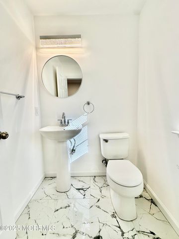 51 Picket Place, Freehold, NJ 07728