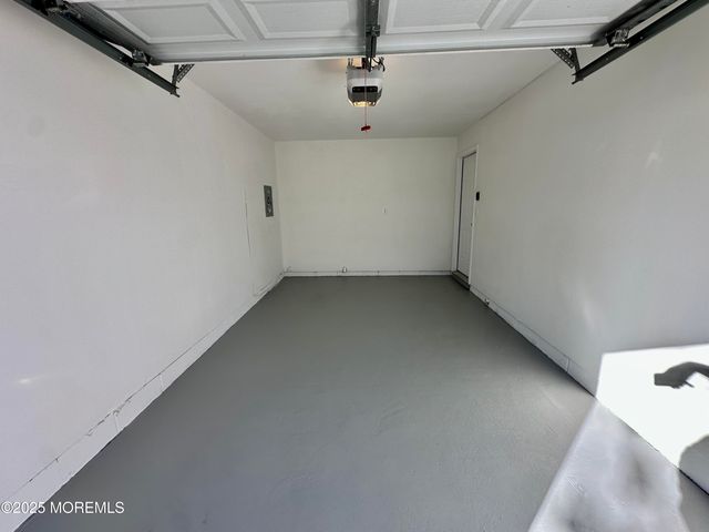 51 Picket Place, Freehold, NJ 07728