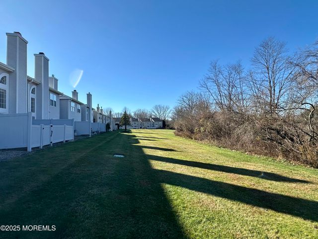 51 Picket Place, Freehold, NJ 07728