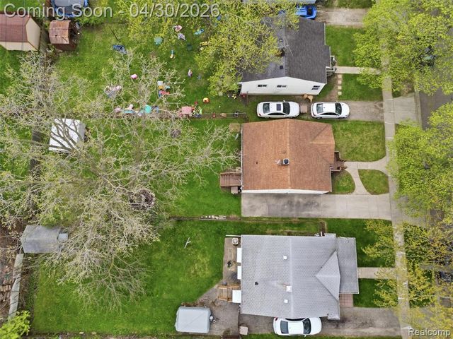 764 E Tennyson Avenue, Pontiac, MI 48340
