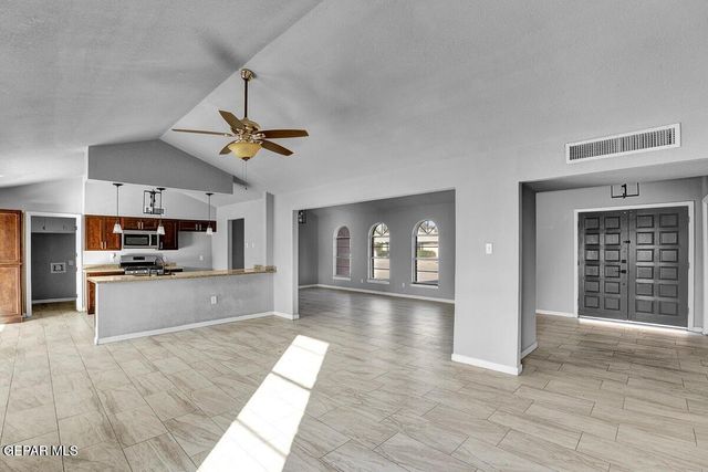 3709 ROSLYN Drive, Horizon City, TX 79928