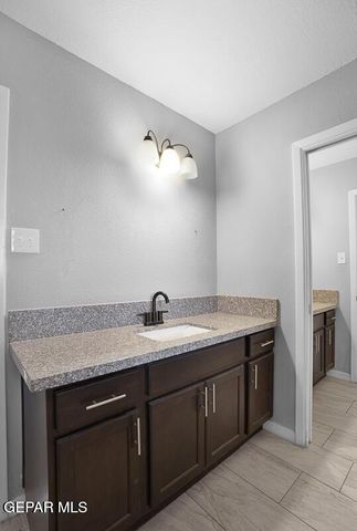 3709 ROSLYN Drive, Horizon City, TX 79928