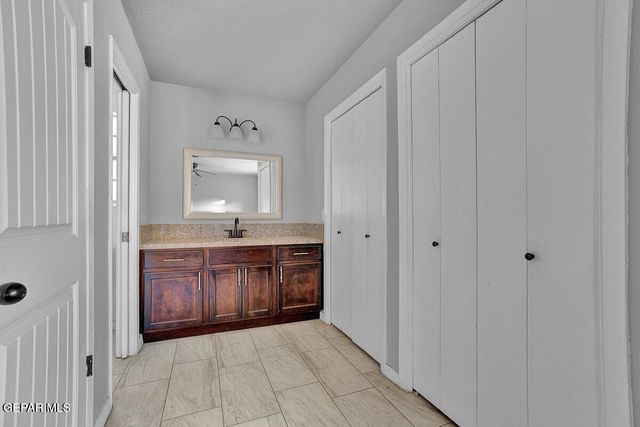 3709 ROSLYN Drive, Horizon City, TX 79928
